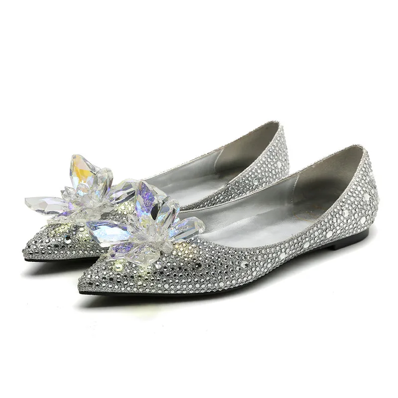 Women's embroidered rhinestone flat shoes 2019 spring summer women diamonds wedding shoes EU35-40 size BY653
Women's embroidered rhinestone flat shoes 2019 spring summer women diamonds wedding shoes EU35-40 size BY653