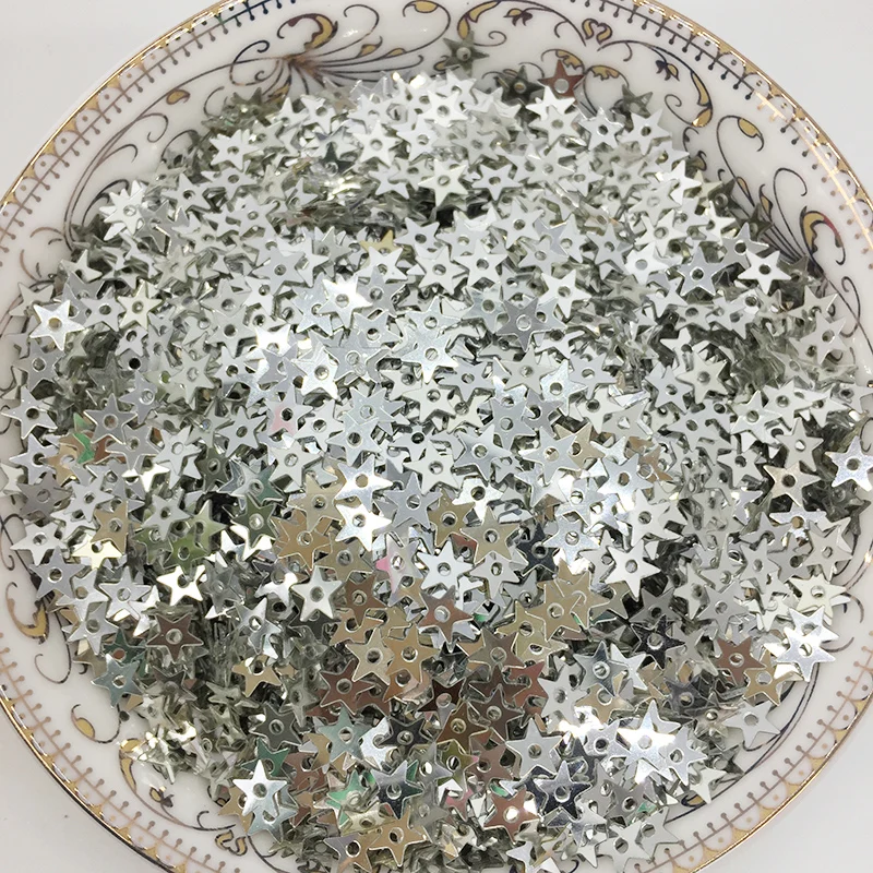 LNHOME 50g/Lot 5mm Silver Star Sequins Small Flake PVC Paillette Halloween Hole Sequins Sewing Loose Flat Christmas Sequins
LNHOME 50g/Lot 5mm Silver Star Sequins Small Flake PVC Paillette Halloween Hole Sequins Sewing Loose Flat Christmas Sequins
