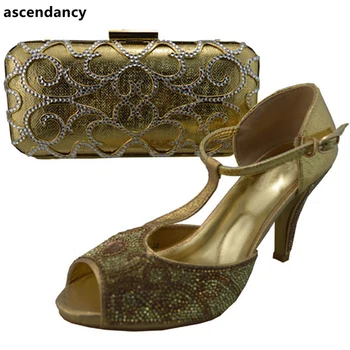 Latest Ladies Italian Shoes and Bag Set Decorated with Rhinestone Matching Shoes and Bag Set In Heels Bag and Shoes Set Italy
Latest Ladies Italian Shoes and Bag Set Decorated with Rhinestone Matching Shoes and Bag Set In Heels Bag and Shoes Set Italy