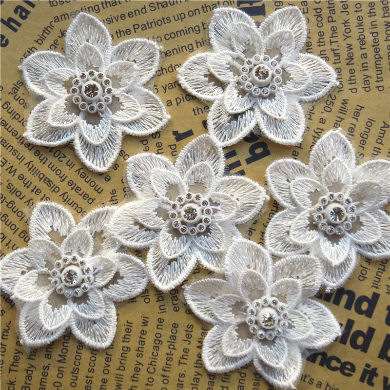5pcs Ivory 5x5cm Diamond Flower Embroidered Lace Trim Applique Fabric Lace Ribbon DIY Sewing Craft For Costume Hat Decoration
5pcs Ivory 5x5cm Diamond Flower Embroidered Lace Trim Applique Fabric Lace Ribbon DIY Sewing Craft For Costume Hat Decoration