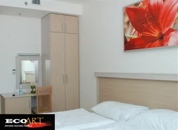 4 pieces 720W Customized Design Painting Infrared Heater Panel 600*1200mm for Home Office Salon
4 pieces 720W Customized Design Painting Infrared Heater Panel 600*1200mm for Home Office Salon