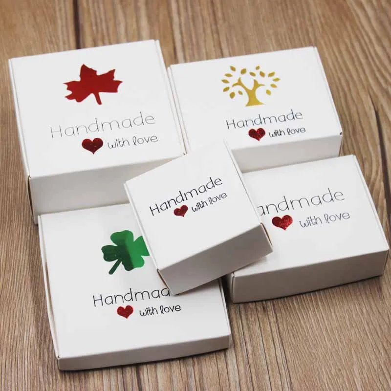 30pcs Favor candy Box new craft soap gifts display box Red maple/heart /gold foil life tree pattern DIy handmade favors package
30pcs Favor candy Box new craft soap gifts display box Red maple/heart /gold foil life tree pattern DIy handmade favors package