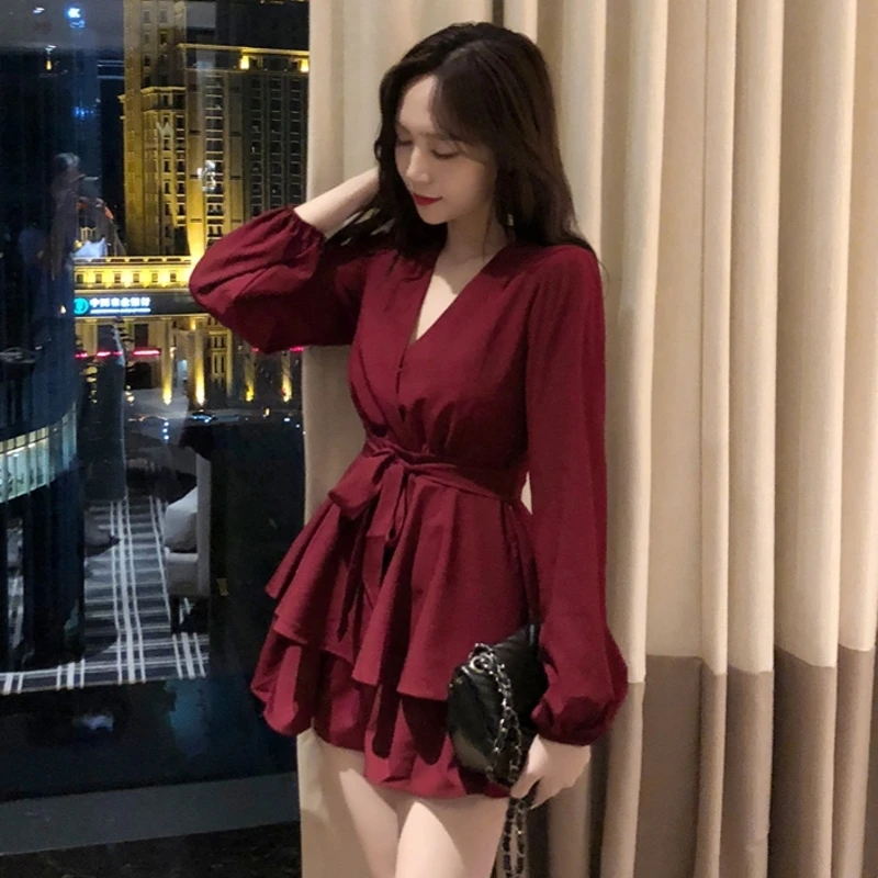 autumn style chic new Women's Clothing temperament v-neck short dresses Female mini A-Line dress fashion vestidos femininos
autumn style chic new Women's Clothing temperament v-neck short dresses Female mini A-Line dress fashion vestidos femininos