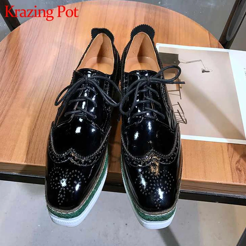 British carving decoration summer European genuine leather square toe lace up med bottom straw design casual oxford shoes L8fy
British carving decoration summer European genuine leather square toe lace up med bottom straw design casual oxford shoes L8fy