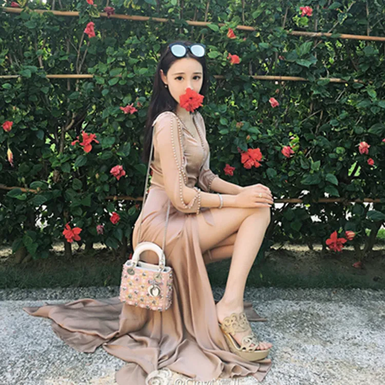 2016 Summer slit Bohemian Dress Fashion sexy Half Sleeve Women Maxi Dress Floral Print Elegant Causal Dresses Vestidos
2016 Summer slit Bohemian Dress Fashion sexy Half Sleeve Women Maxi Dress Floral Print Elegant Causal Dresses Vestidos
