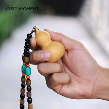 COSY MOMENT Small Gourd Snuff Bottle With Spoon Decorative Rope Portable Snuff Bottle Handmade Snuff Bottle Folk Craft YJ432
COSY MOMENT Small Gourd Snuff Bottle With Spoon Decorative Rope Portable Snuff Bottle Handmade Snuff Bottle Folk Craft YJ432