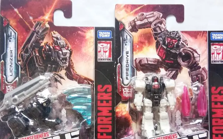 2pcs/set Robot Siege War For Cybertron Battle Masters Firedrive and Lionizer Classic Toys For Boys Action Figure In Original Box
2pcs/set Robot Siege War For Cybertron Battle Masters Firedrive and Lionizer Classic Toys For Boys Action Figure In Original Box