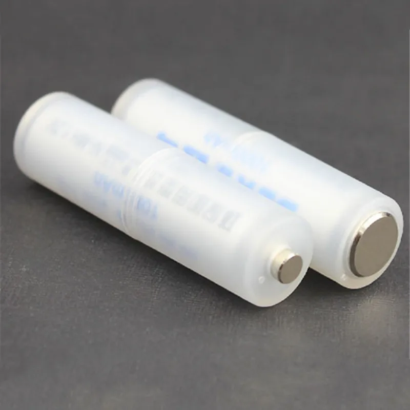 Hot Sale White Dia.14mm Battery Adapter Converter Adapter Case Transformation For AAA To AA Size Portable Lighting Accessories
Hot Sale White Dia.14mm Battery Adapter Converter Adapter Case Transformation For AAA To AA Size Portable Lighting Accessories