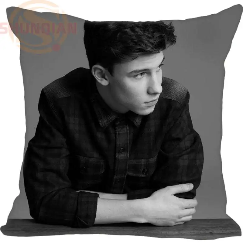 Новинка, декоративная наволочка Shawn Mendes, индивидуальный подарок для наволочки 35x35 см, 40x40 см (одна сторона)
Новинка, декоративная наволочка Shawn Mendes, индивидуальный подарок для наволочки 35x35 см, 40x40 см (одна сторона)