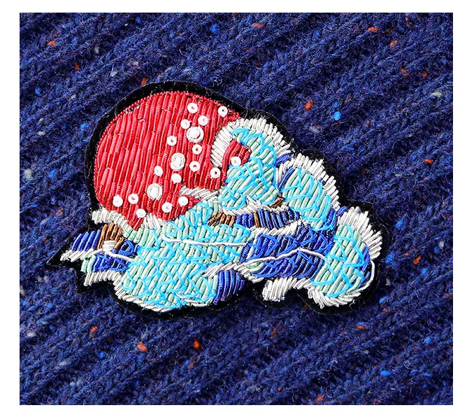 ocean waves silk pin on patch parches bordados para ropa flores designer patches for jeans,sew on crystal patches for clothes
ocean waves silk pin on patch parches bordados para ropa flores designer patches for jeans,sew on crystal patches for clothes