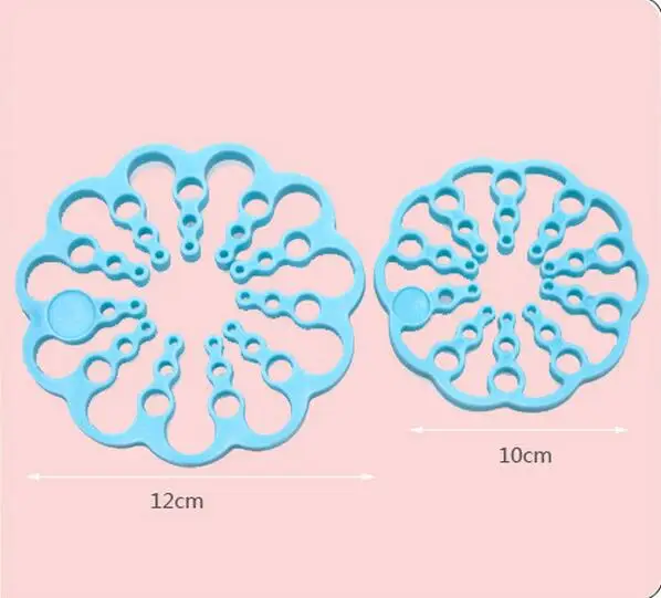 Flower Style Reversible Silicone Pot Mat Trivet Mat Jar Opener Spoon Rest and Garlic Peeler Heat Resistant Hot Pads Set of 2
Flower Style Reversible Silicone Pot Mat Trivet Mat Jar Opener Spoon Rest and Garlic Peeler Heat Resistant Hot Pads Set of 2