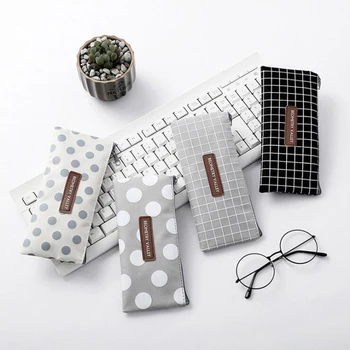 1PCS Small Fresh Origin Lattice Pencil Case Office Stationery And School Supplies High Capacity Canvas Material Pencil Bag
1PCS Small Fresh Origin Lattice Pencil Case Office Stationery And School Supplies High Capacity Canvas Material Pencil Bag