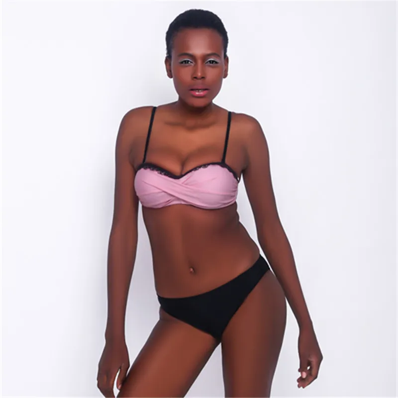 2018 Women Black Lace Bordered Bikini Set Swimwear Summer Bathing Suit Strap Tied Neck Sexy Biquini
2018 Women Black Lace Bordered Bikini Set Swimwear Summer Bathing Suit Strap Tied Neck Sexy Biquini