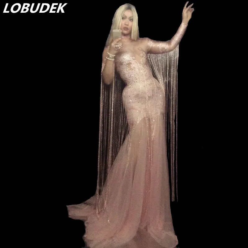 Nightclub Female singer Model Catwalk stage dress Bar Party Celebration Performance costumes Pink Tassels Long Trailing Dresses
Nightclub Female singer Model Catwalk stage dress Bar Party Celebration Performance costumes Pink Tassels Long Trailing Dresses