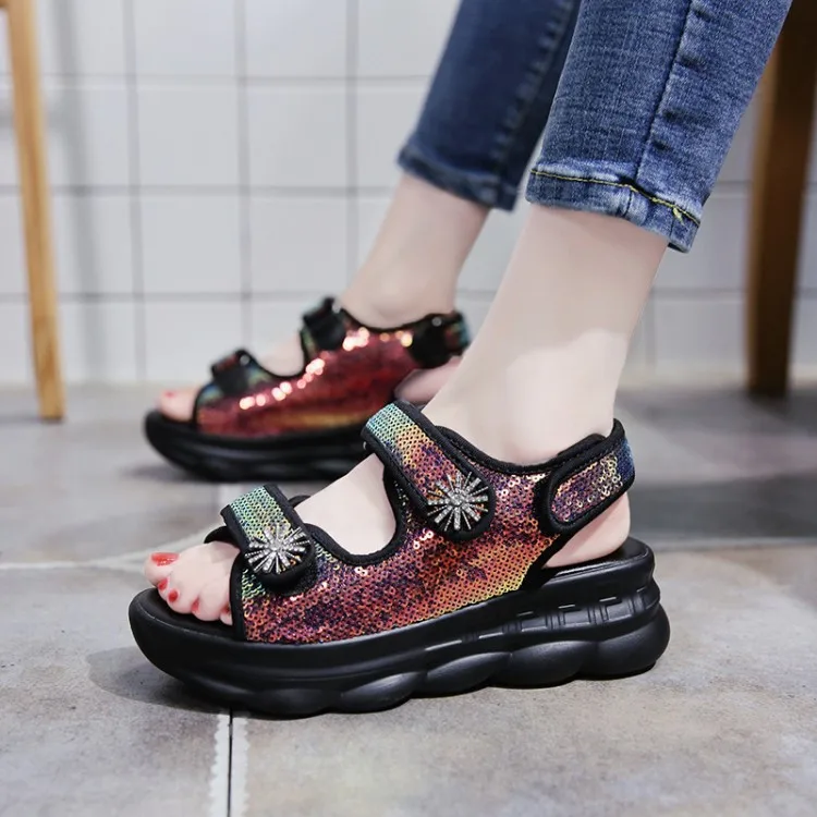 2019 New Summer Women's outdoor sandal Platform Sneakers Women Muffin Fish Mouth Thick Bottom Beach Shoes Outdoor Sports Sandals
2019 New Summer Women's outdoor sandal Platform Sneakers Women Muffin Fish Mouth Thick Bottom Beach Shoes Outdoor Sports Sandals