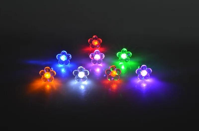 2016 Hot Sale plum flower type Charm LED Earring Light Up Crown Glowing Crystal Stainless Ear Drop Ear Stud Earring Jewelry
2016 Hot Sale plum flower type Charm LED Earring Light Up Crown Glowing Crystal Stainless Ear Drop Ear Stud Earring Jewelry