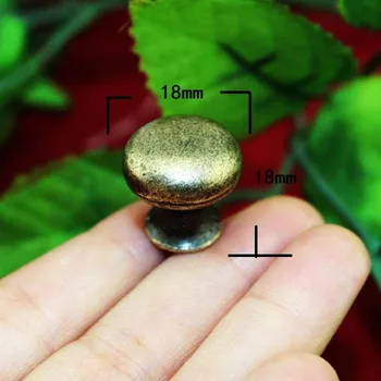 18*18mm Antique small hole zinc alloy small handle furniture home improvement Hardware Wholesale
18*18mm Antique small hole zinc alloy small handle furniture home improvement Hardware Wholesale