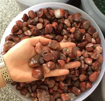 15~25 mm Natural Red Agate stone crystal original stone Agate macadam material for garden decorate 100 g
15~25 mm Natural Red Agate stone crystal original stone Agate macadam material for garden decorate 100 g