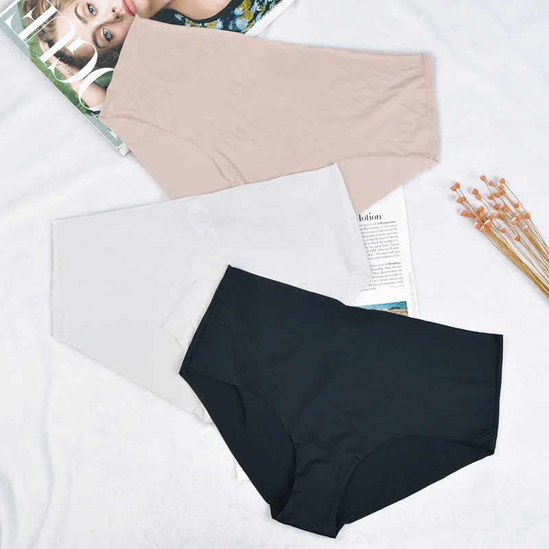Pure super-thin one-piece seamless underwear women's middle waist high elastic silk smooth soft invisible flat pants
Pure super-thin one-piece seamless underwear women's middle waist high elastic silk smooth soft invisible flat pants
