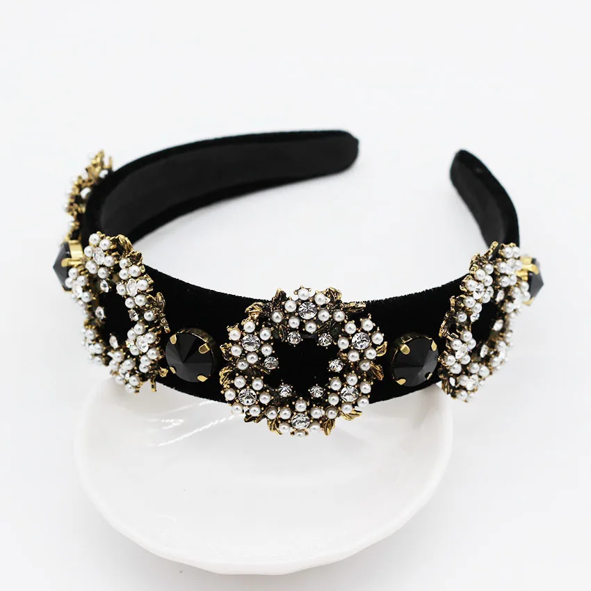 Luxury Pearl Hairband Crystal Headband Black Velvet Wide Vintage Baroque Crown Tiaras Wedding Party Hair Accessories For Bride
Luxury Pearl Hairband Crystal Headband Black Velvet Wide Vintage Baroque Crown Tiaras Wedding Party Hair Accessories For Bride