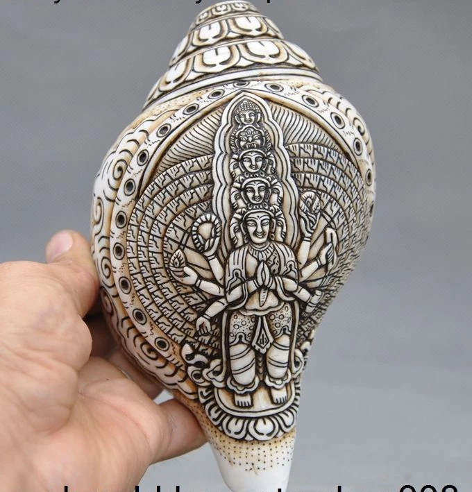 Tibet Buddhism Conch Shell Trumpet Horn 1000 hands Avalokitesvara Buddha statue
Tibet Buddhism Conch Shell Trumpet Horn 1000 hands Avalokitesvara Buddha statue