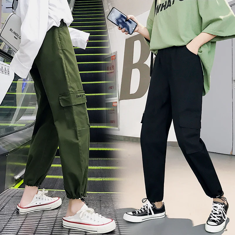 Fashion Women Wide Leg Cargo Pants Loose Hip Hop Joggers Trousers Korean Chic Casual Harajuku Cotton Pantalon Femme Streetwear
Fashion Women Wide Leg Cargo Pants Loose Hip Hop Joggers Trousers Korean Chic Casual Harajuku Cotton Pantalon Femme Streetwear