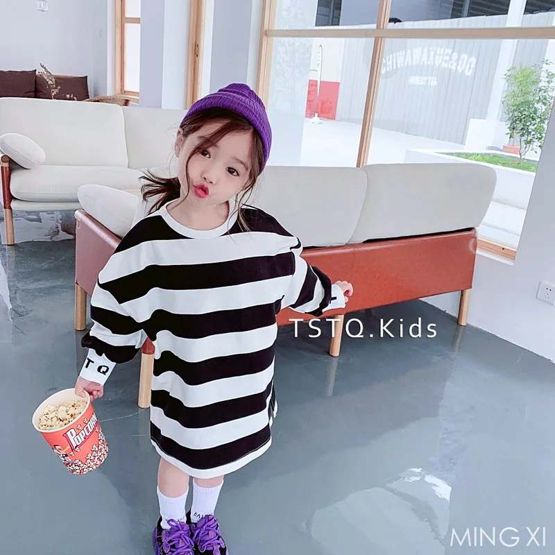 2019 spring new children's clothing wholesale children's t-shirt long paragraph striped pullover thin
2019 spring new children's clothing wholesale children's t-shirt long paragraph striped pullover thin