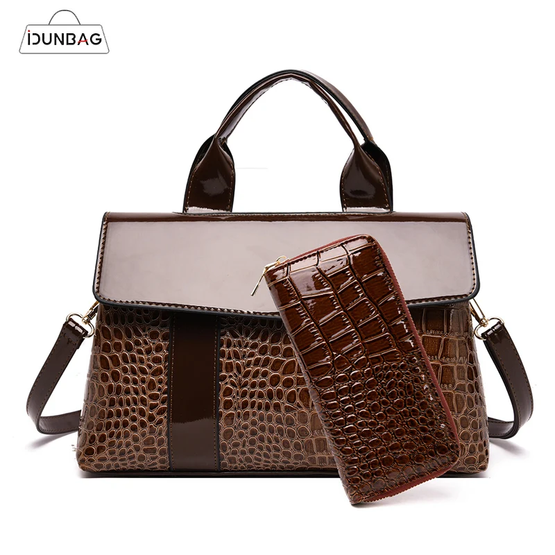 IDUNBAG 2 Pcs Women's Bag High Quality Classic Crocodile Pattern Handbag Brand Designer Large Capacity OL Shoulder Messenger Bag
IDUNBAG 2 Pcs Women's Bag High Quality Classic Crocodile Pattern Handbag Brand Designer Large Capacity OL Shoulder Messenger Bag