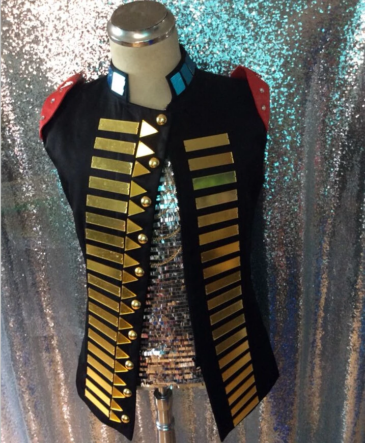 Fashion Gold Mirrors Bright Vests Jacket For Men Male Singer Dancer Costume Palace Punk Style Jazz Vests Ds Dj Jacket Costumes
Fashion Gold Mirrors Bright Vests Jacket For Men Male Singer Dancer Costume Palace Punk Style Jazz Vests Ds Dj Jacket Costumes