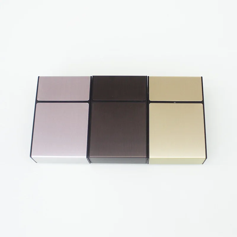 20 Cigarette Case Thin Aluminum Metal Wire Drawing Fashion Cigar Cigarette Case Tobacco Holder Mini Storage Box
20 Cigarette Case Thin Aluminum Metal Wire Drawing Fashion Cigar Cigarette Case Tobacco Holder Mini Storage Box