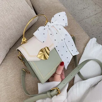2019 new fashion soft shoulder strap shoulder messenger bag western style wild portable scarve bow metal handle small square bag
2019 new fashion soft shoulder strap shoulder messenger bag western style wild portable scarve bow metal handle small square bag