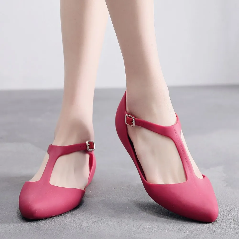 EOEODOIT Women Jelly Flats Shoes T Buckle Summer Autumn Pointy Toe Anti Slide Casual Female Weekends Flat Heel Shoes
EOEODOIT Women Jelly Flats Shoes T Buckle Summer Autumn Pointy Toe Anti Slide Casual Female Weekends Flat Heel Shoes