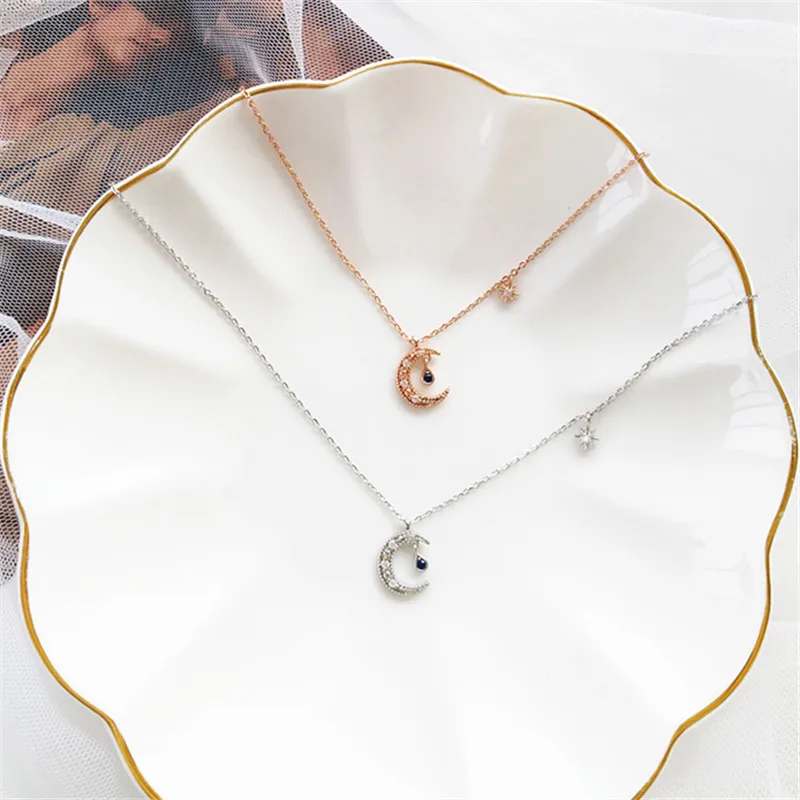Geometric exaggerated necklace jewelry fashion lady party necklace contracted the moon shape necklace to wear chain of clavicle
Geometric exaggerated necklace jewelry fashion lady party necklace contracted the moon shape necklace to wear chain of clavicle