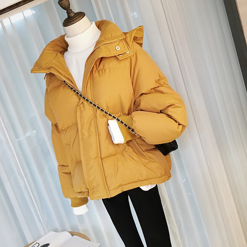 2019 winter women's dress Korean version of small cute short, caps feather and cotton, pure color bread coat
2019 winter women's dress Korean version of small cute short, caps feather and cotton, pure color bread coat