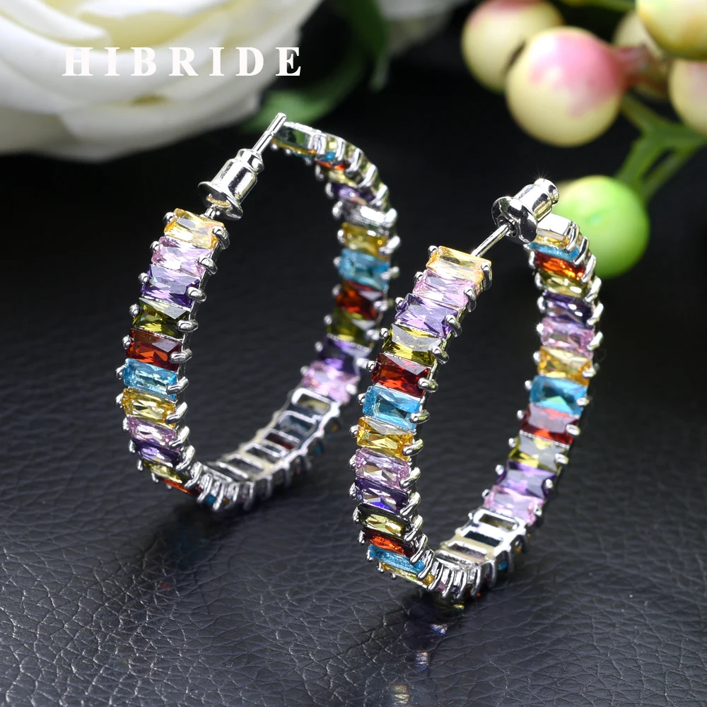 HIBRIDE Luxury Nigerian Geometric Design Circle Hoop Earrings Full Cubic Zirconia Pave Women Wedding Jewelry Earring E-447
HIBRIDE Luxury Nigerian Geometric Design Circle Hoop Earrings Full Cubic Zirconia Pave Women Wedding Jewelry Earring E-447
