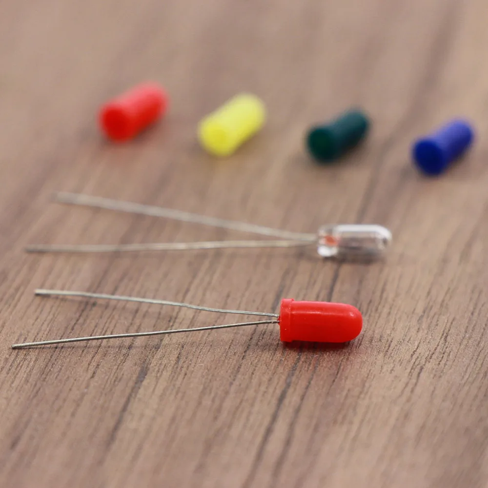 

XPT01 100pcs Rubber Caps / Covers for 3mm Grain of Wheat Bulbs LEDs Red Yellow Green Blue