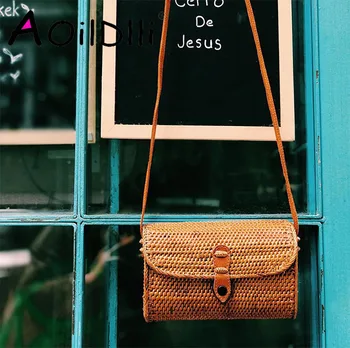Bali imported mini rattan messenger bag leather shoulder bag retro summer travel envelope straw bag clutch bag
Bali imported mini rattan messenger bag leather shoulder bag retro summer travel envelope straw bag clutch bag