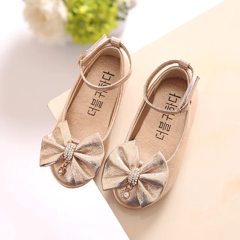 Children Shoes Spring Fashion Bow Pricness Girls Shoes Summer Patent Leather Baby PU Leather Kids Shoes Dropshipping XZ31
Children Shoes Spring Fashion Bow Pricness Girls Shoes Summer Patent Leather Baby PU Leather Kids Shoes Dropshipping XZ31