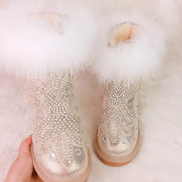 New Rabbit Hair Snow Boots Women Fur Warm Wool Bota Neve Top Quality Leather Womens Winter Boots Rhinestone Botas Invierno Mujer
New Rabbit Hair Snow Boots Women Fur Warm Wool Bota Neve Top Quality Leather Womens Winter Boots Rhinestone Botas Invierno Mujer