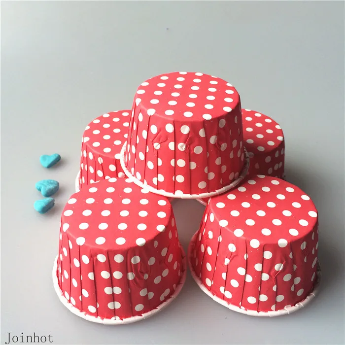 50pcs Red Point Dot Greaseproof Paper Cupcake Liners Muffin Cases Baking Cups Wedding Cupcake Decorating Tools 5cm*7cm*4cm
50pcs Red Point Dot Greaseproof Paper Cupcake Liners Muffin Cases Baking Cups Wedding Cupcake Decorating Tools 5cm*7cm*4cm