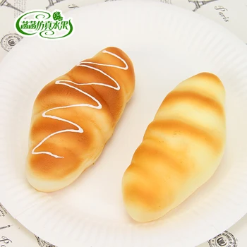 Quality cheese decorative pattern bread fake bread PU material photography props kitchen cabinet decoration
Quality cheese decorative pattern bread fake bread PU material photography props kitchen cabinet decoration