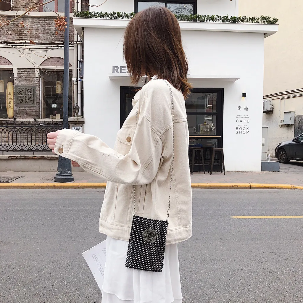 Fashion Women personality Flower Diamonds Crossbody Bag Chain Phone Bag Shoulder Bag with Beading Diamonds Minaudiere HW
Fashion Women personality Flower Diamonds Crossbody Bag Chain Phone Bag Shoulder Bag with Beading Diamonds Minaudiere HW