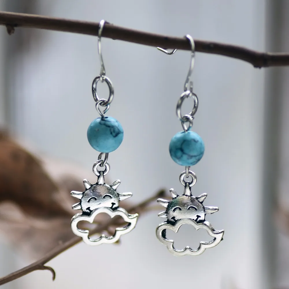 SONGDA Fashion Sliver Color Drop Earrings Hollow Cloud Sun Smile Face Creative Design Trend Lovely Earrings for Women Party Gift
SONGDA Fashion Sliver Color Drop Earrings Hollow Cloud Sun Smile Face Creative Design Trend Lovely Earrings for Women Party Gift