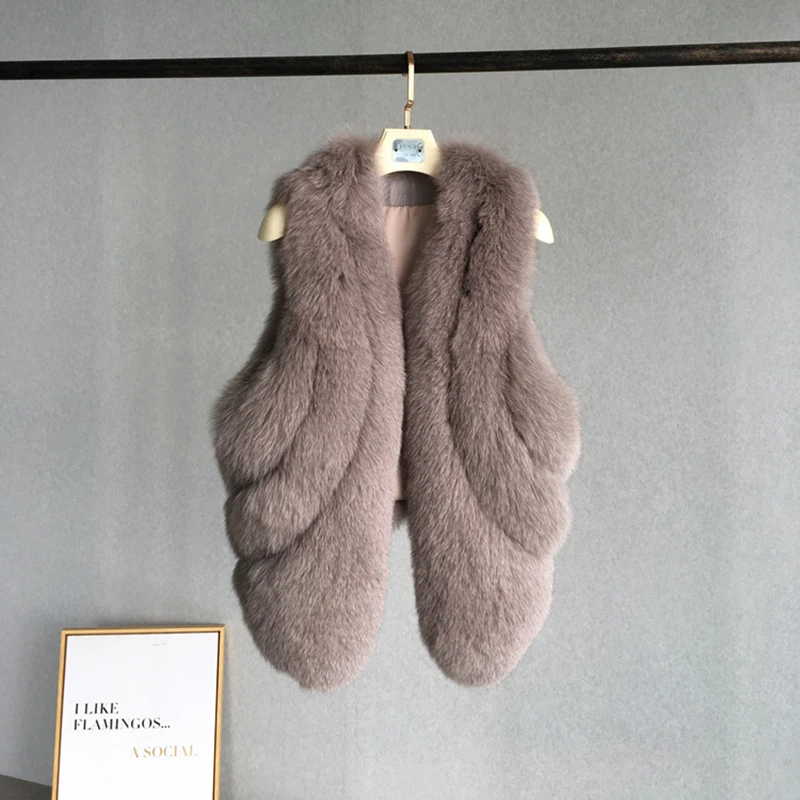 Female Fur Jacket Real Fur Vest Women Fox Fur Coat 2018 New Luxury Korean Elegant Winter Fur Vests Manteau Femme Hiver ZL590
Female Fur Jacket Real Fur Vest Women Fox Fur Coat 2018 New Luxury Korean Elegant Winter Fur Vests Manteau Femme Hiver ZL590