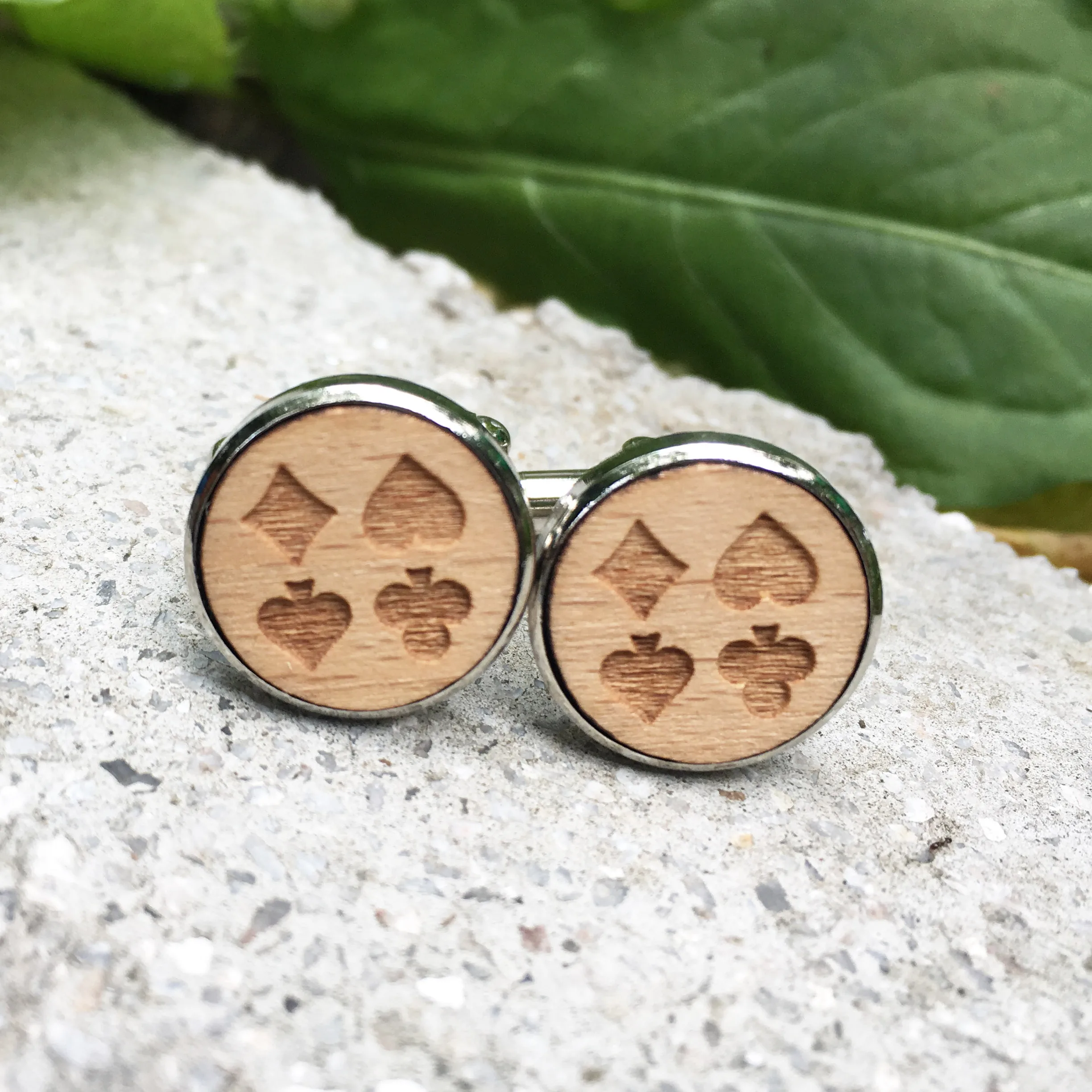 Poker Wood Cufflinks Card Suite Wooden Jewelry Gambling Wooden Cufflink Casino Suit Accessory X 1 Pair
Poker Wood Cufflinks Card Suite Wooden Jewelry Gambling Wooden Cufflink Casino Suit Accessory X 1 Pair
