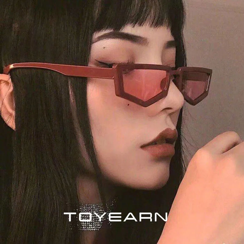 New Fashion Sexy Lady Cute Small Frame Polygon Sunglasses Women Brand Design Personality Sun Glasses For Female Oculos de sol
New Fashion Sexy Lady Cute Small Frame Polygon Sunglasses Women Brand Design Personality Sun Glasses For Female Oculos de sol