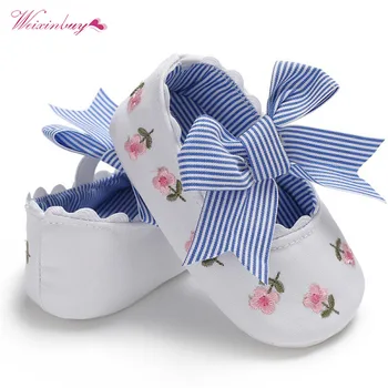 Fashion Embroidered Flower princess shoes for toddler baby girls big bow soft sole newborn baby moccasins shoes
Fashion Embroidered Flower princess shoes for toddler baby girls big bow soft sole newborn baby moccasins shoes