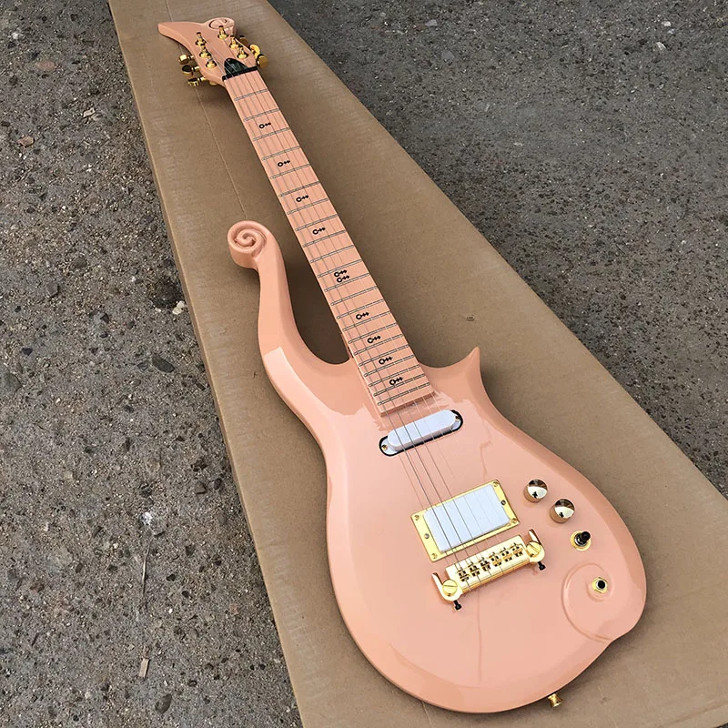 High quality, Wang Ziyun Electric Guitar with Pink, Maple Fingerboard, Imported Paint, Korean Accessories, Absolute Boutique
High quality, Wang Ziyun Electric Guitar with Pink, Maple Fingerboard, Imported Paint, Korean Accessories, Absolute Boutique
