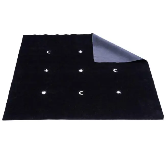 2019 New tarot tablecloth Velvet large size board game accessories Thickened stars moon embroidery tablecloth 50*50 cm
2019 New tarot tablecloth Velvet large size board game accessories Thickened stars moon embroidery tablecloth 50*50 cm
