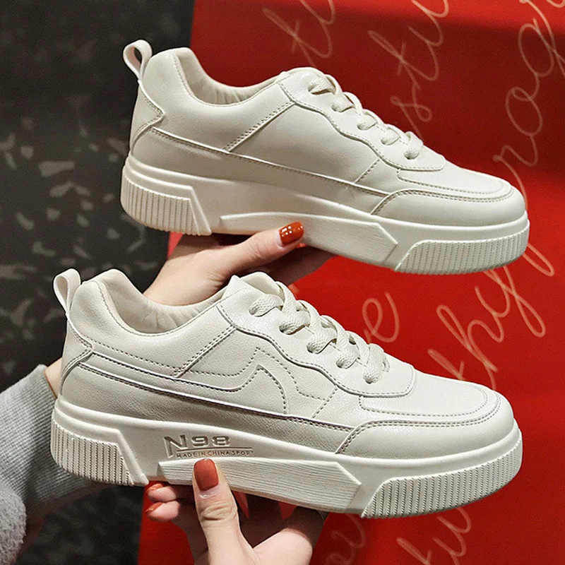New Women Vulcanize Shoes White Chunky Sneakers Fashion Sneakers Women Shoes Women Flats Sneakers Shoes Platform Trend Shoes
New Women Vulcanize Shoes White Chunky Sneakers Fashion Sneakers Women Shoes Women Flats Sneakers Shoes Platform Trend Shoes